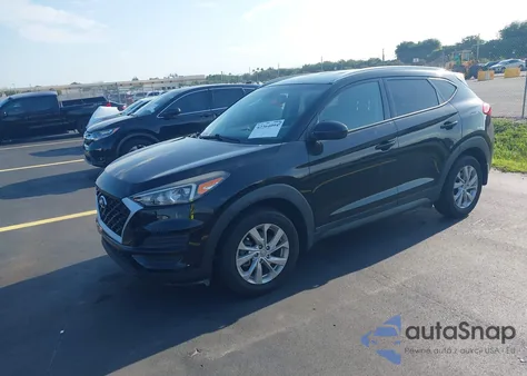 2020 Hyundai Tucson Value z USA, uszkodzony, nr VIN KM8J33A40LU233903